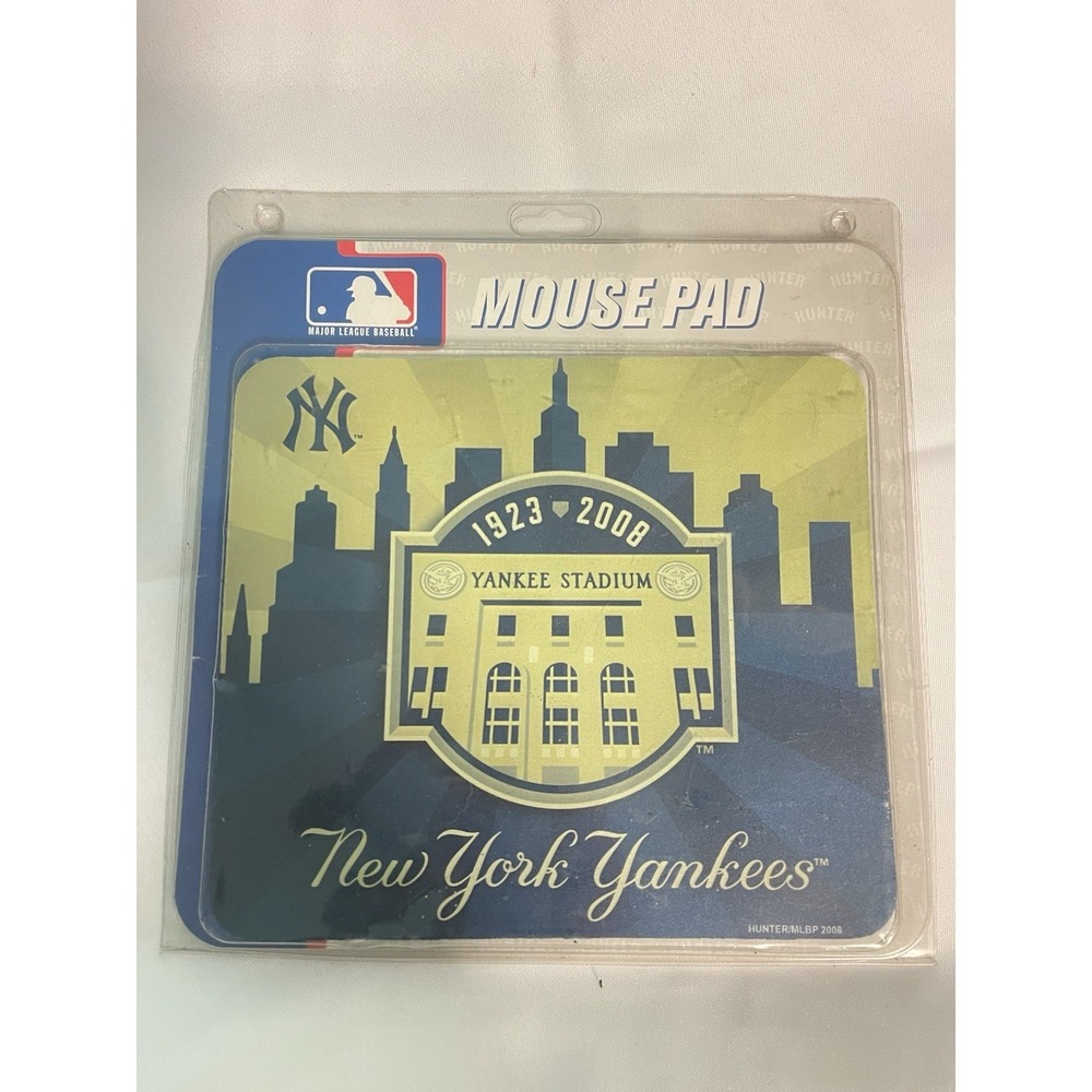 MLB New York Yankees 9"x9" Mouse‎ Pad 1923-2008 Yankee Stadium BinA
